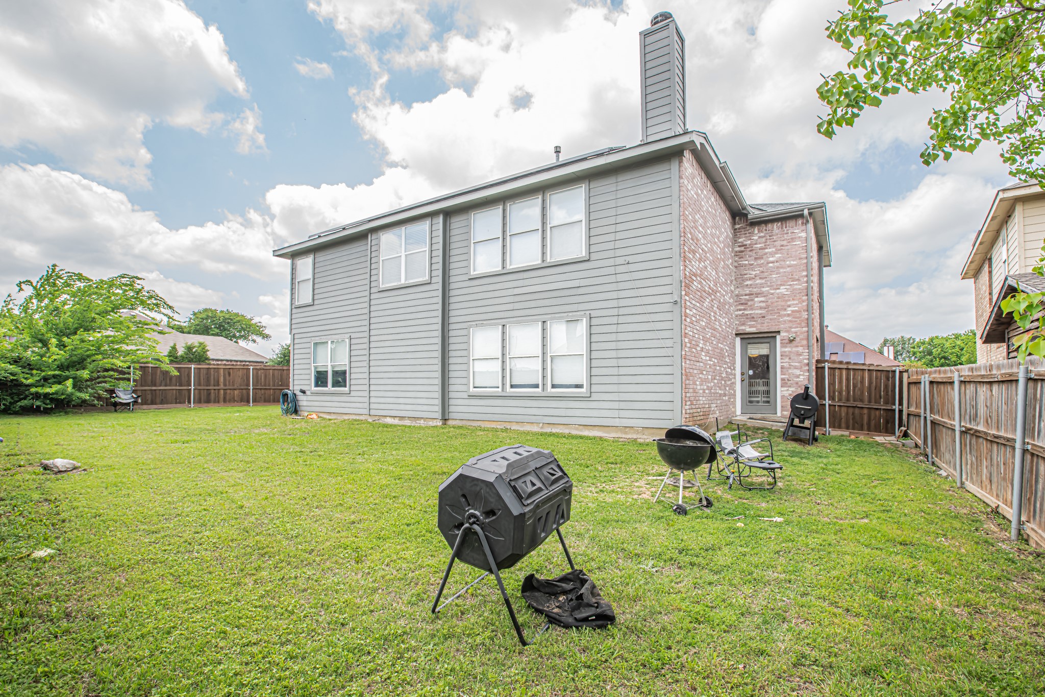 300 Creek Point Lane Arlington TX 76002