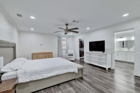 813 Brooks Avenue Dallas TX 75208