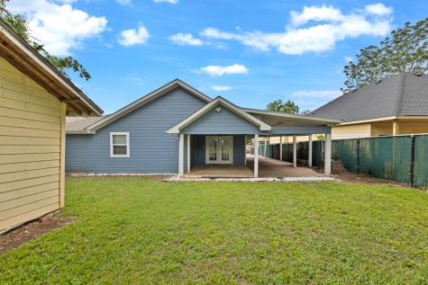 813 Brooks Avenue Dallas TX 75208