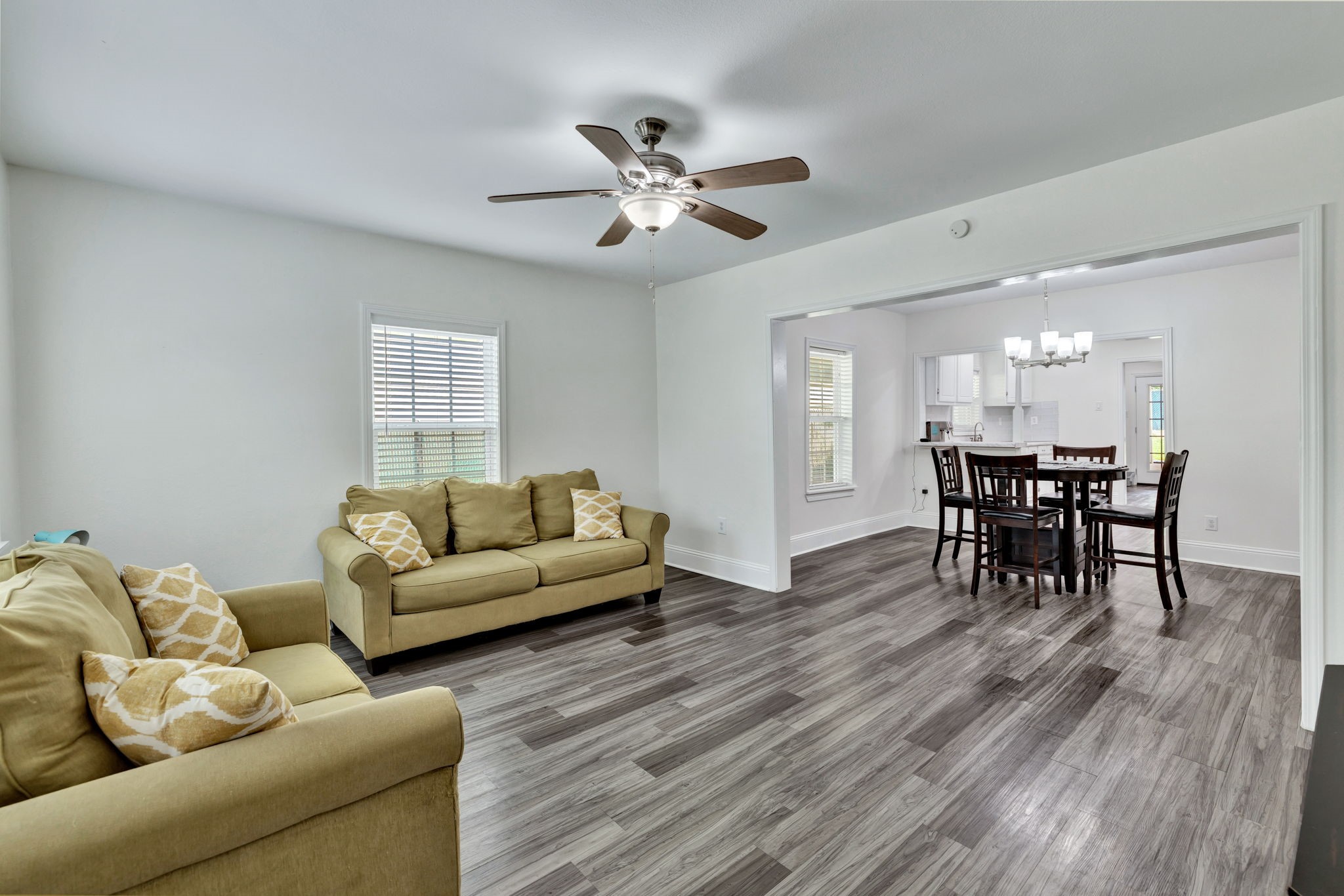 813 Brooks Avenue Dallas TX 75208