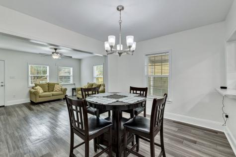 813 Brooks Avenue Dallas TX 75208