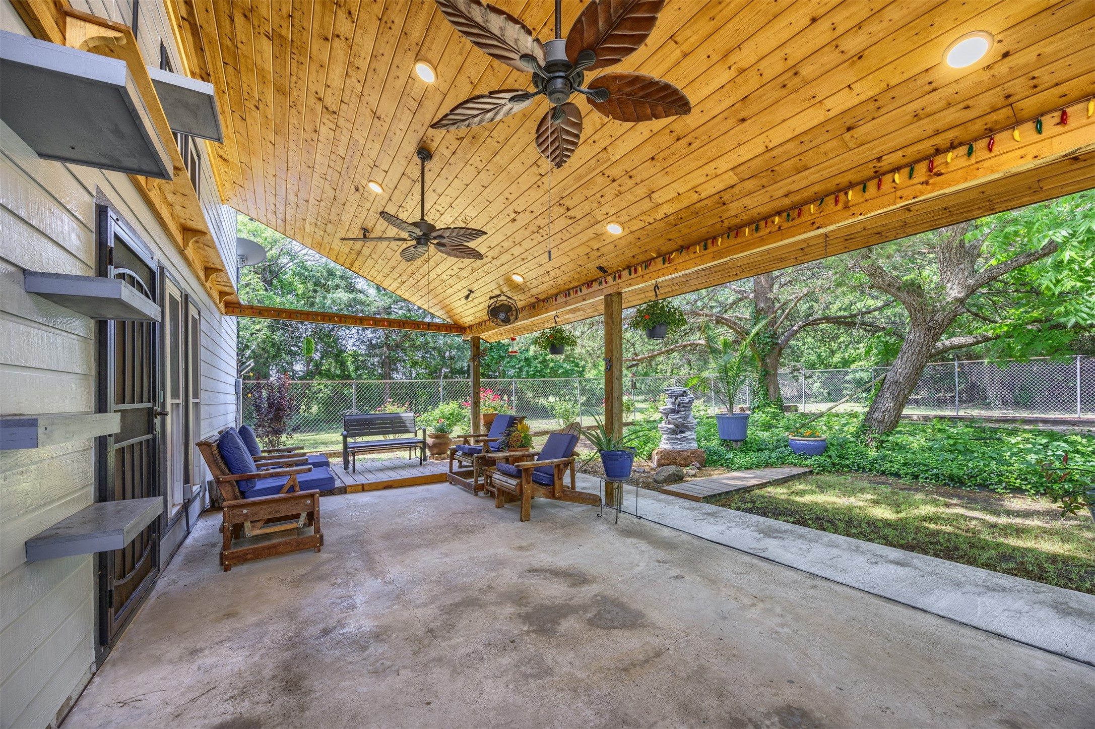 881 Wild Road Van Alstyne TX 75495