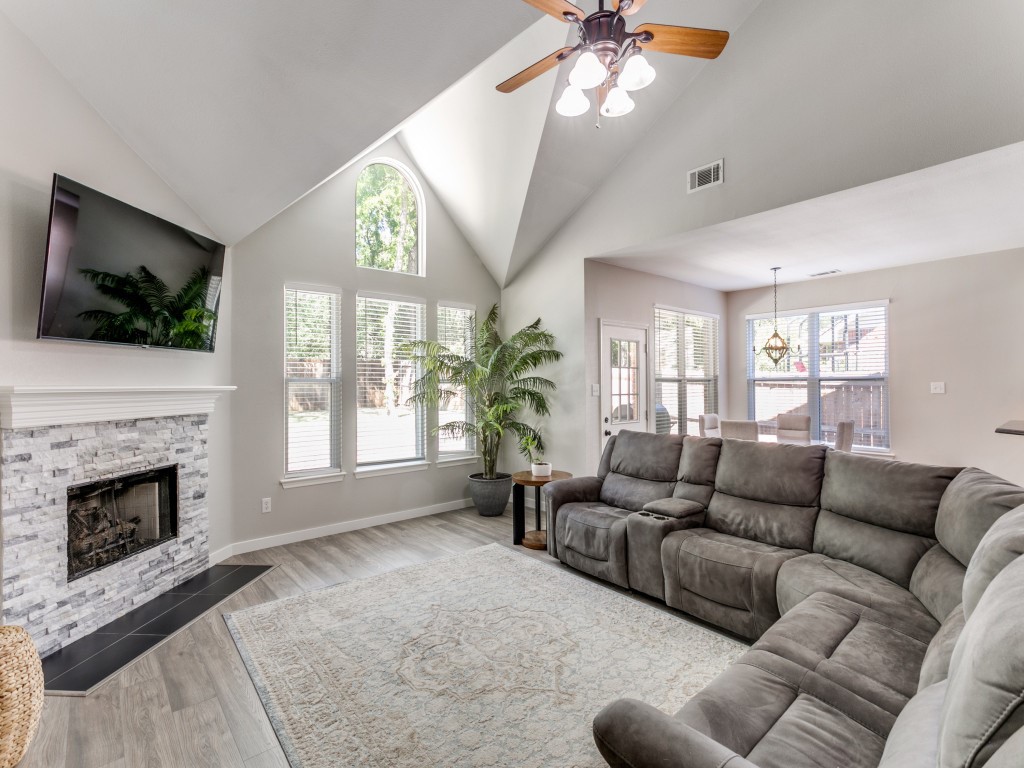 3905 Park Wood Drive Corinth TX 76208