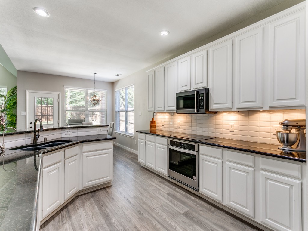 3905 Park Wood Drive Corinth TX 76208