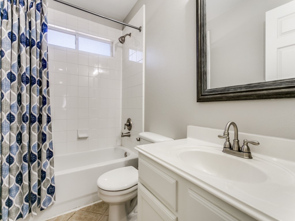 3905 Park Wood Drive Corinth TX 76208