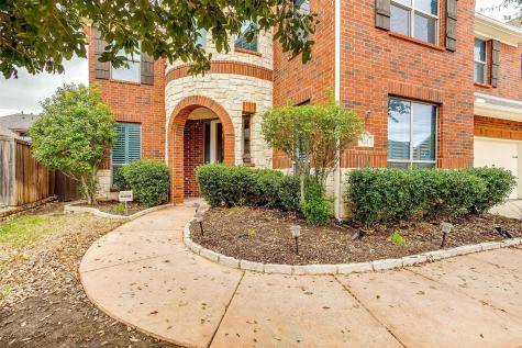 424 Aylesbury Drive Roanoke TX 76262