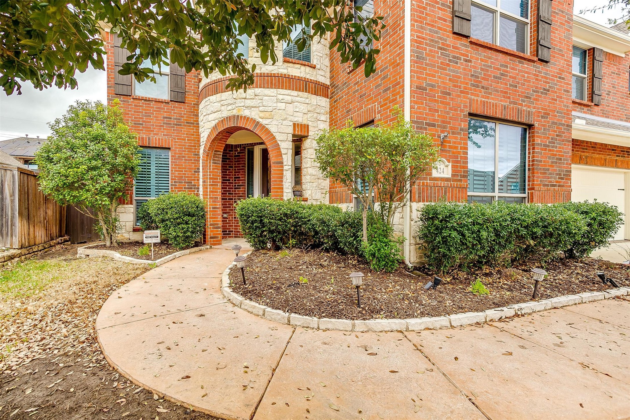 424 Aylesbury Drive Roanoke TX 76262