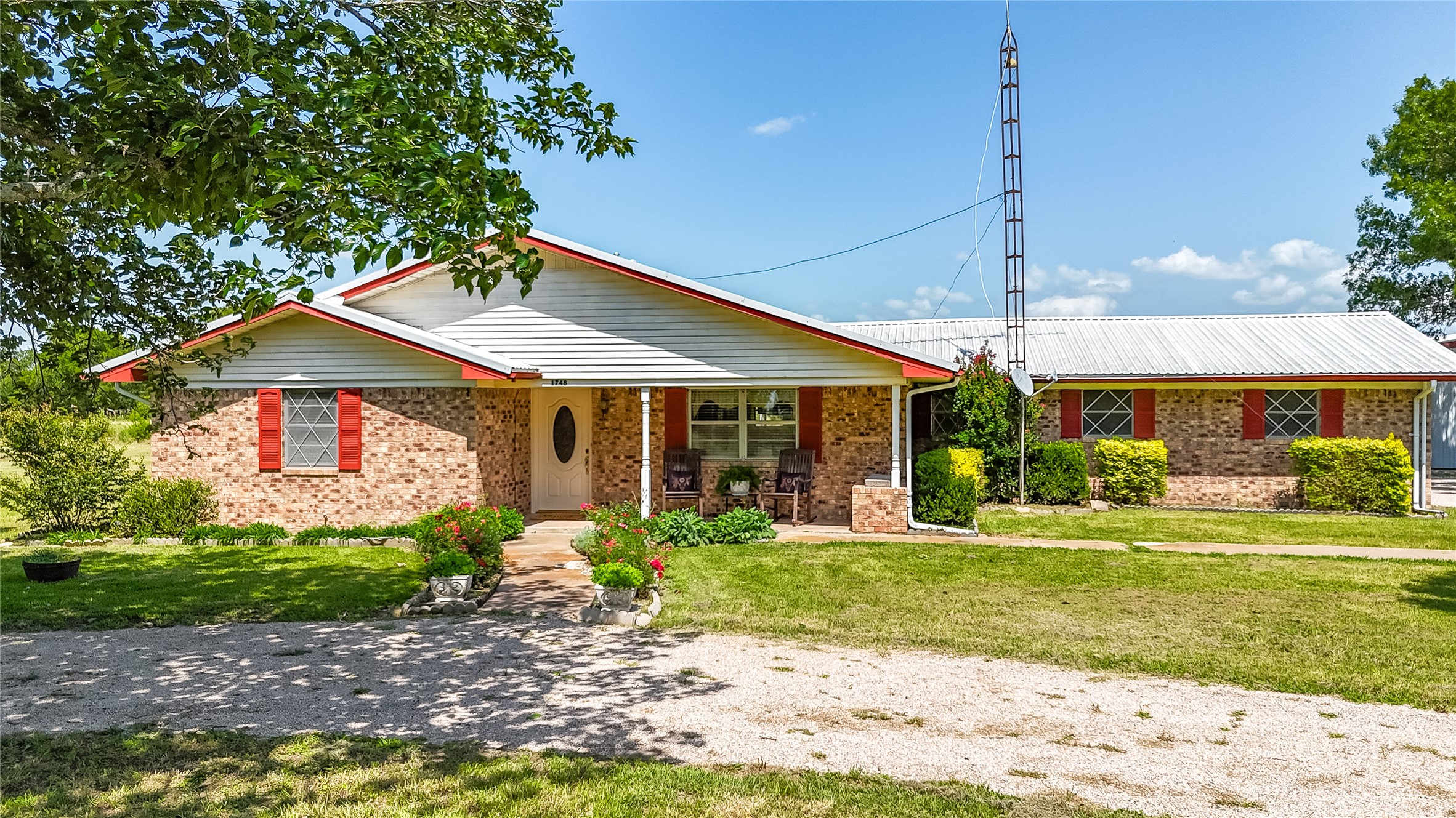 1748 Old Southmayd Road Sherman TX 75092