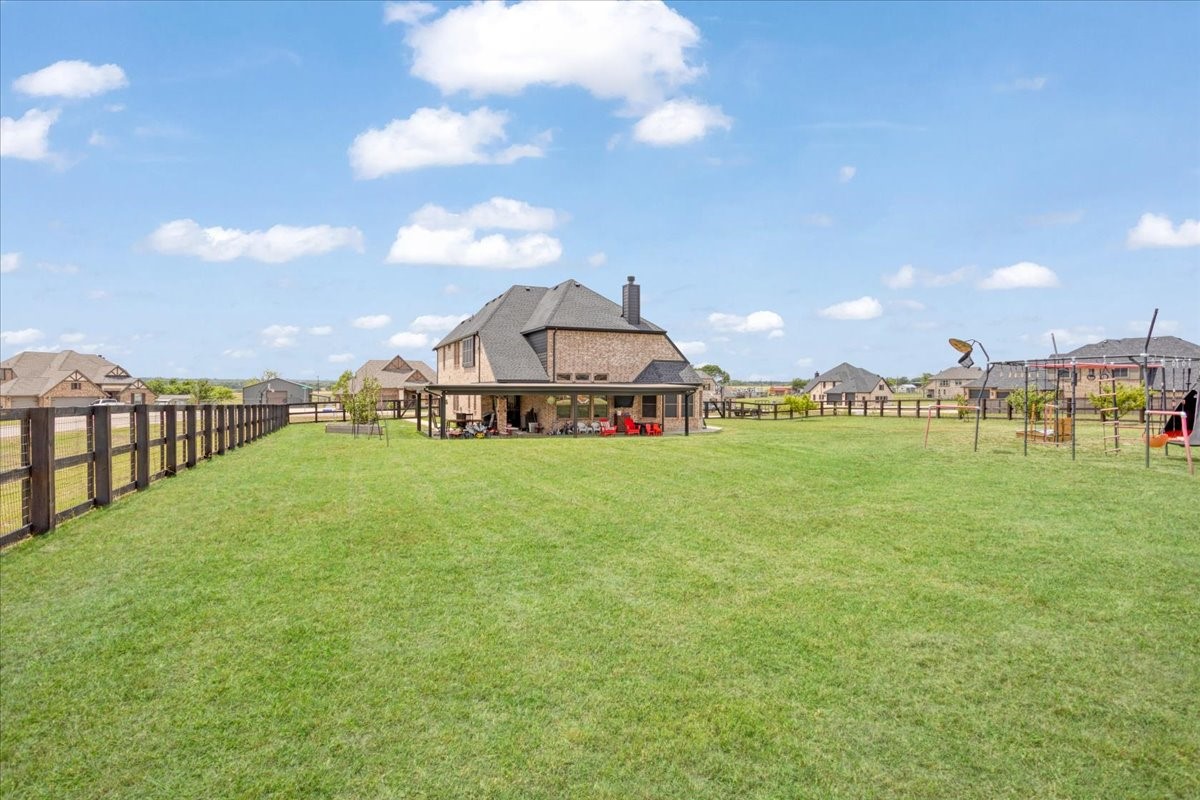 1205 Redbud Howe TX 75459