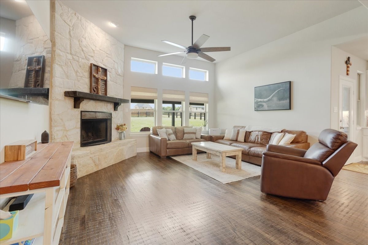 1205 Redbud Howe TX 75459