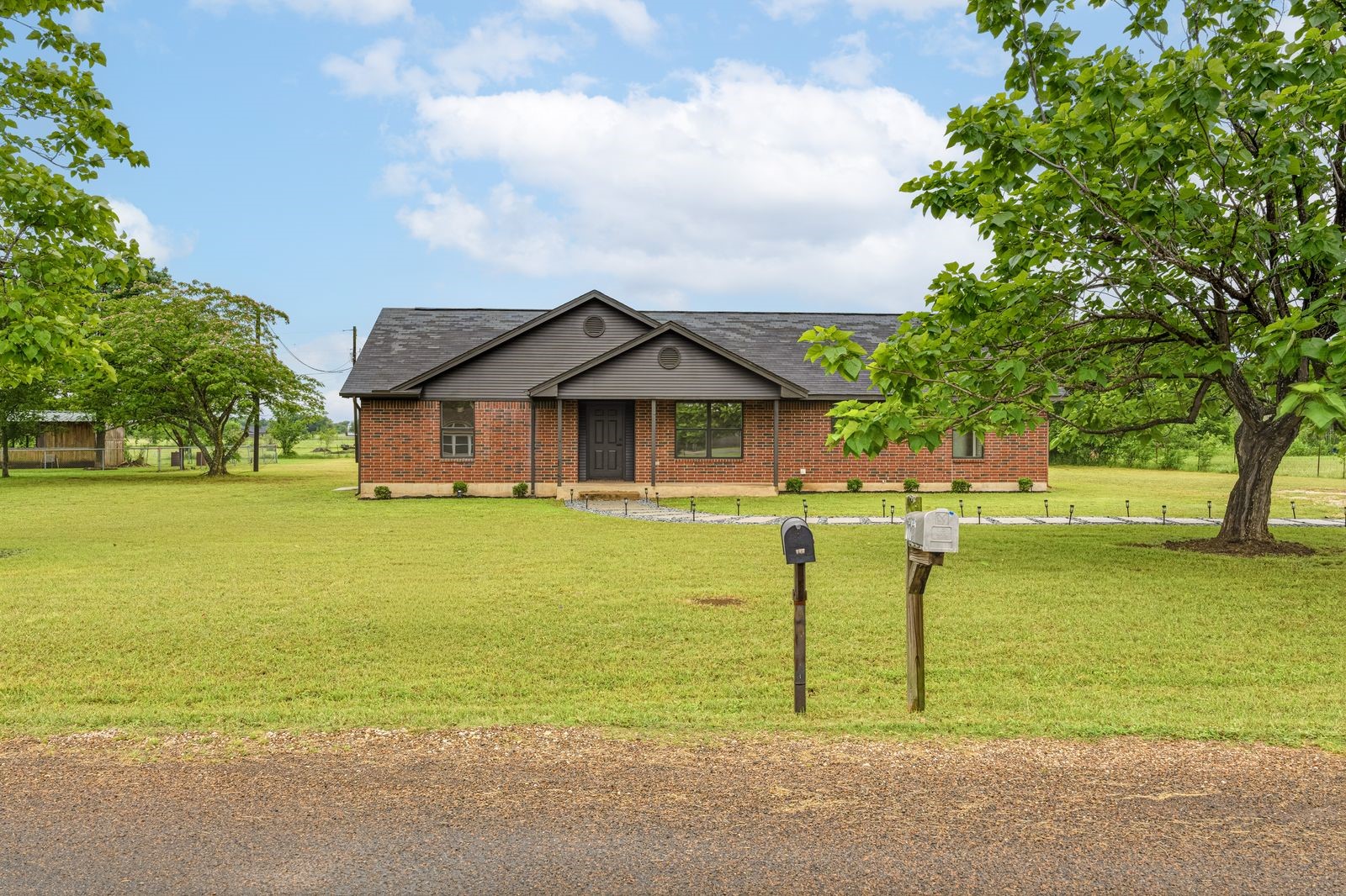 180 Woodard Lane Bruceville TX 76630