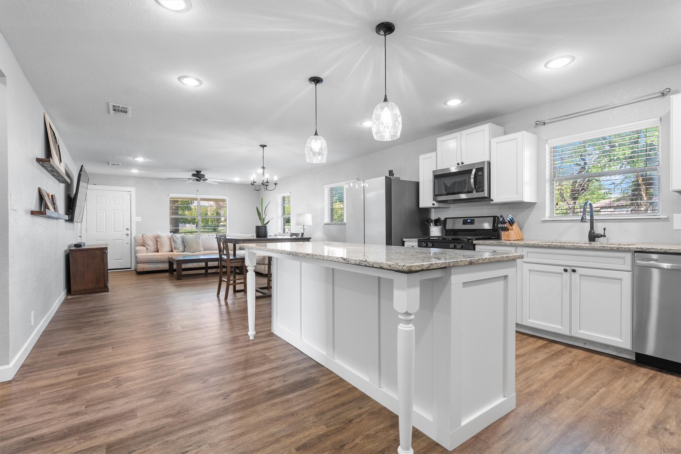 316 W 3rd Street Justin TX 76247