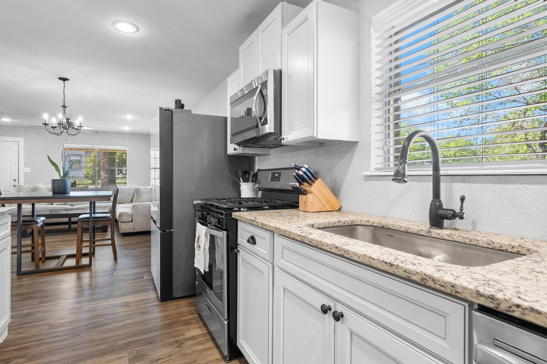 316 W 3rd Street Justin TX 76247