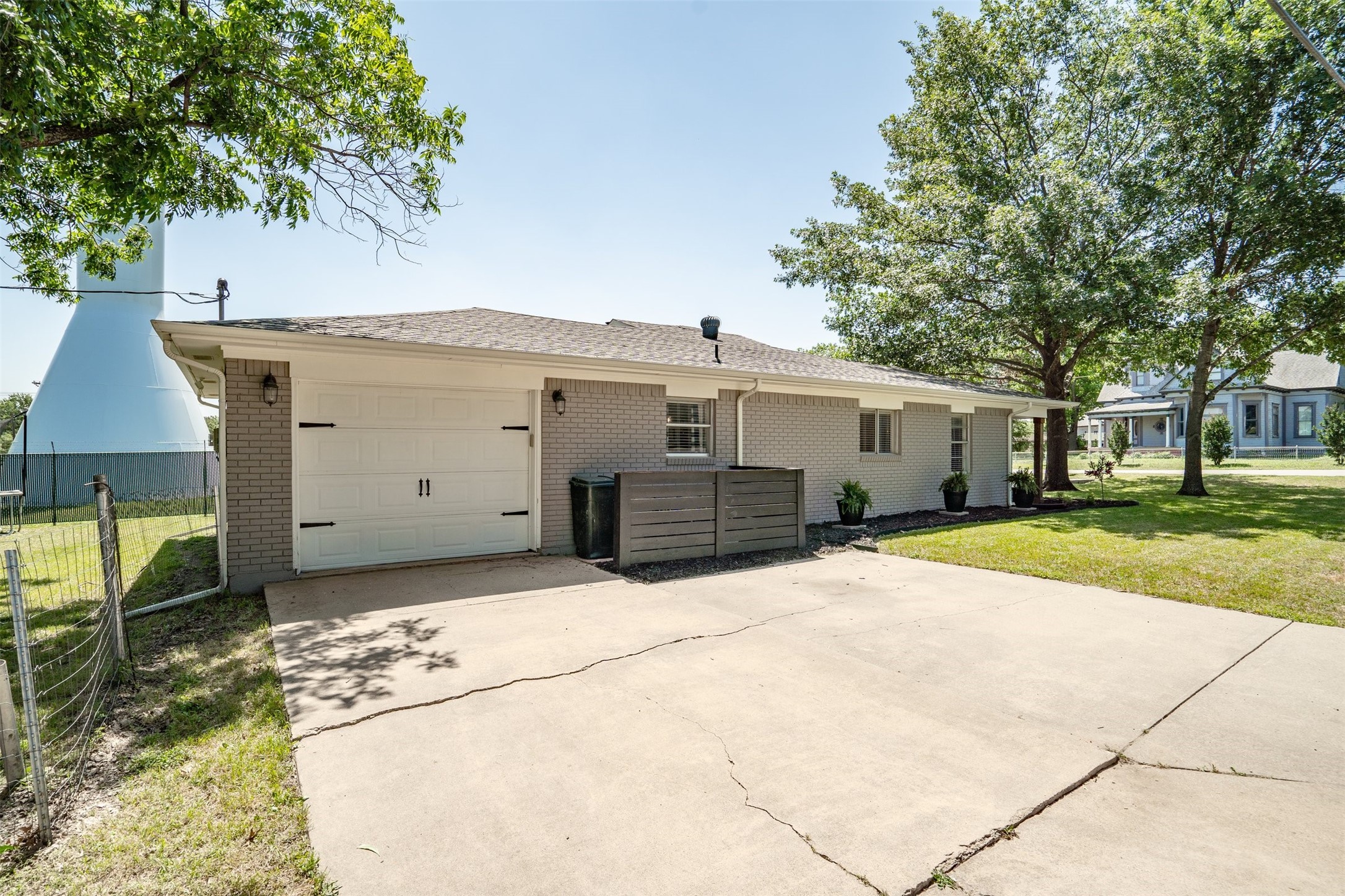 316 W 3rd Street Justin TX 76247