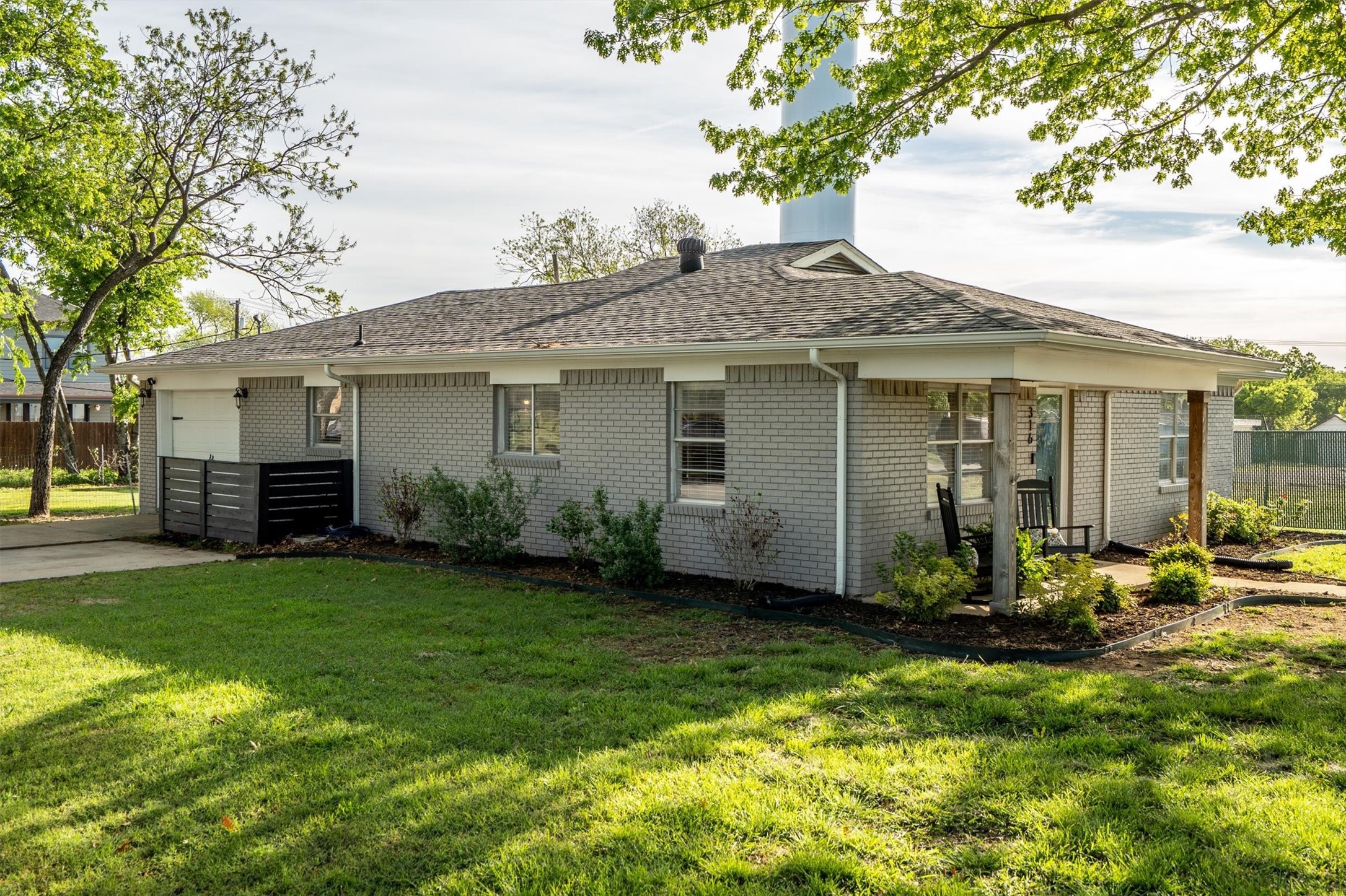 316 W 3rd Street Justin TX 76247