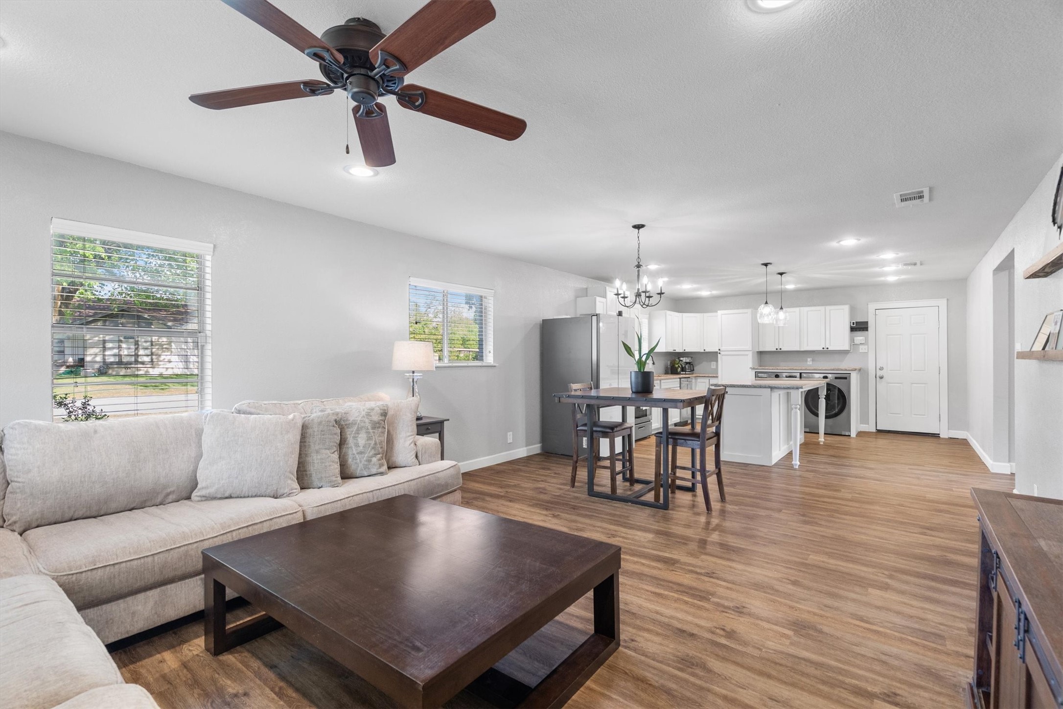 316 W 3rd Street Justin TX 76247