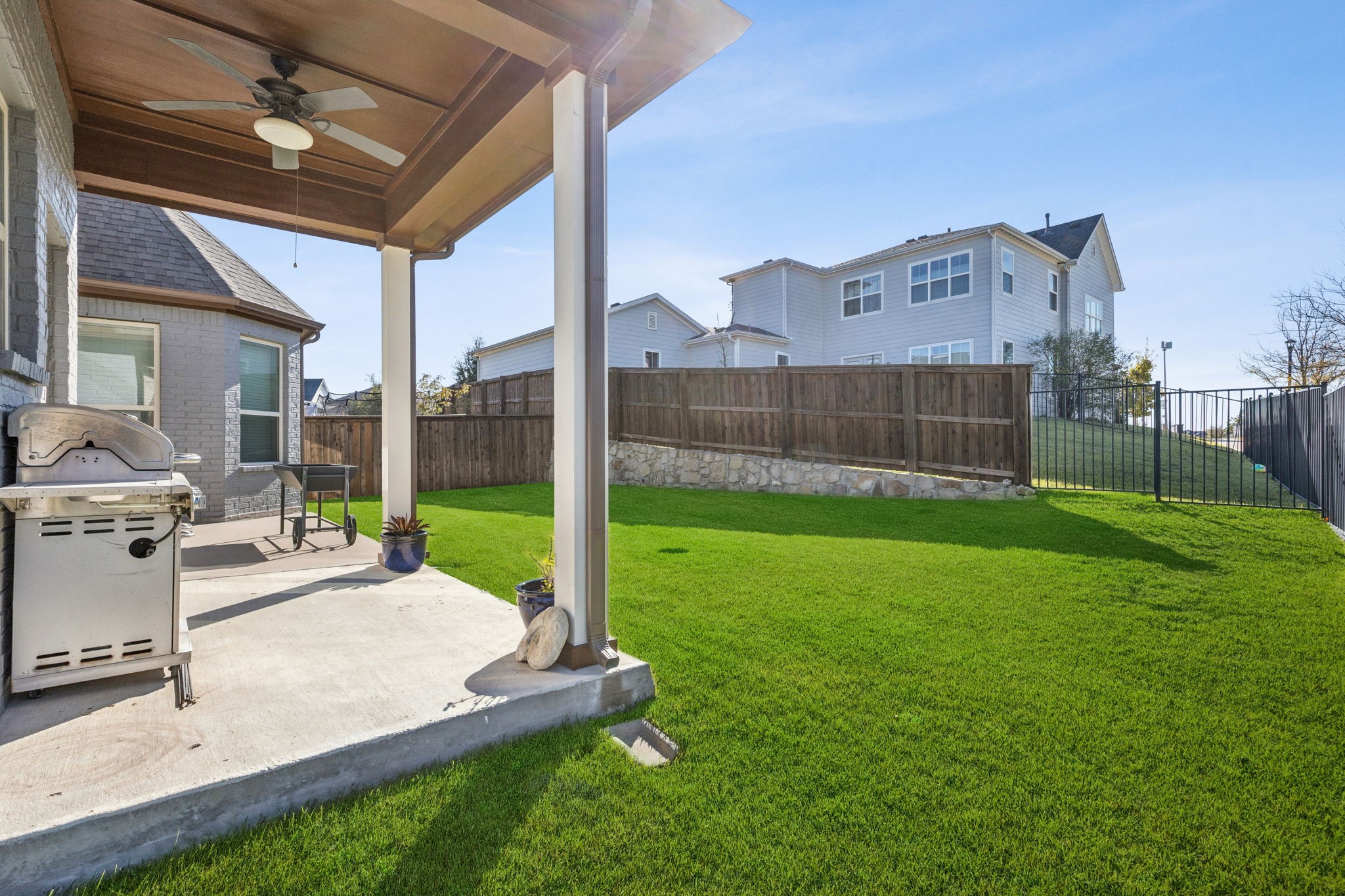 2000 Crescent Street Fort Worth TX 76008
