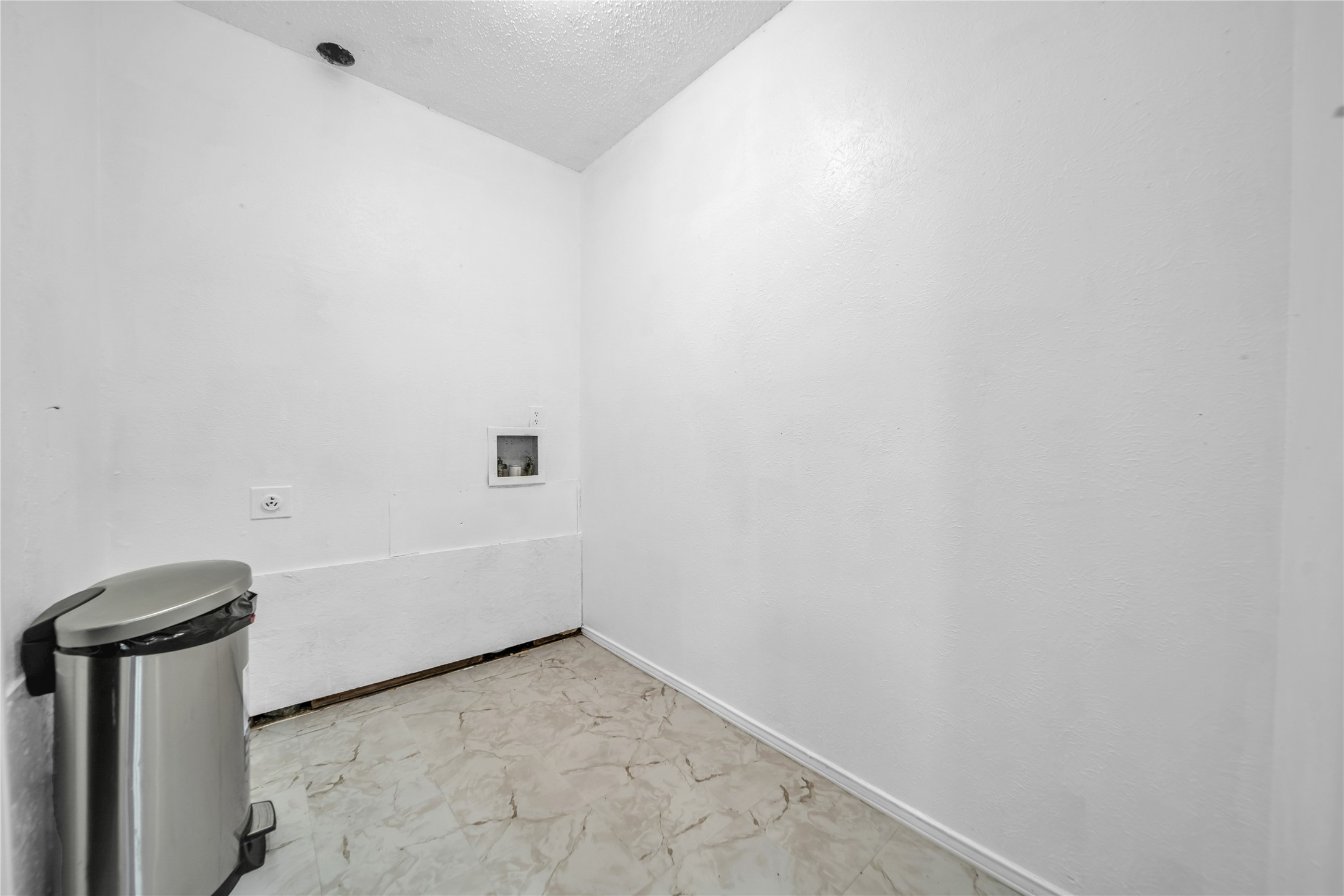 1406 Bay Shore Drive Garland TX 75040