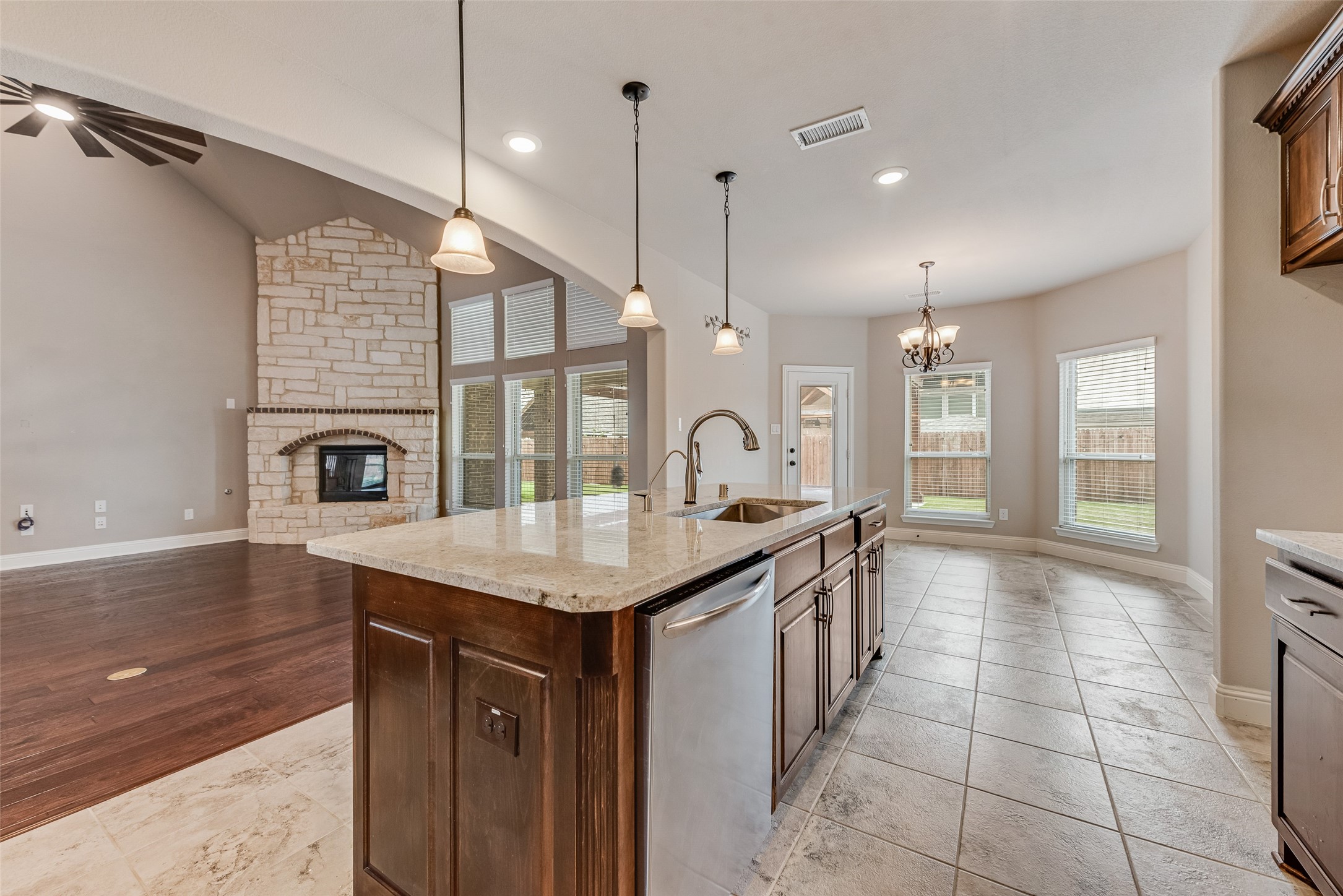 4720 Antebellum Lane Mansfield TX 76063