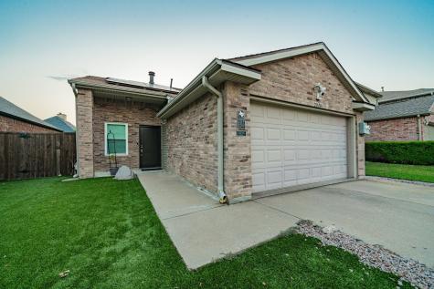 2014 Cardinal Lane Lewisville TX 75077