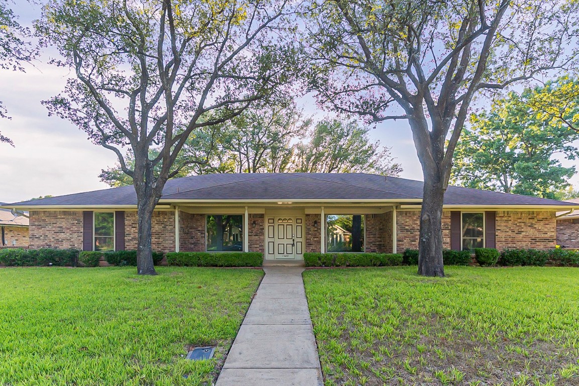 1409 Marble Canyon Drive Desoto TX 75115