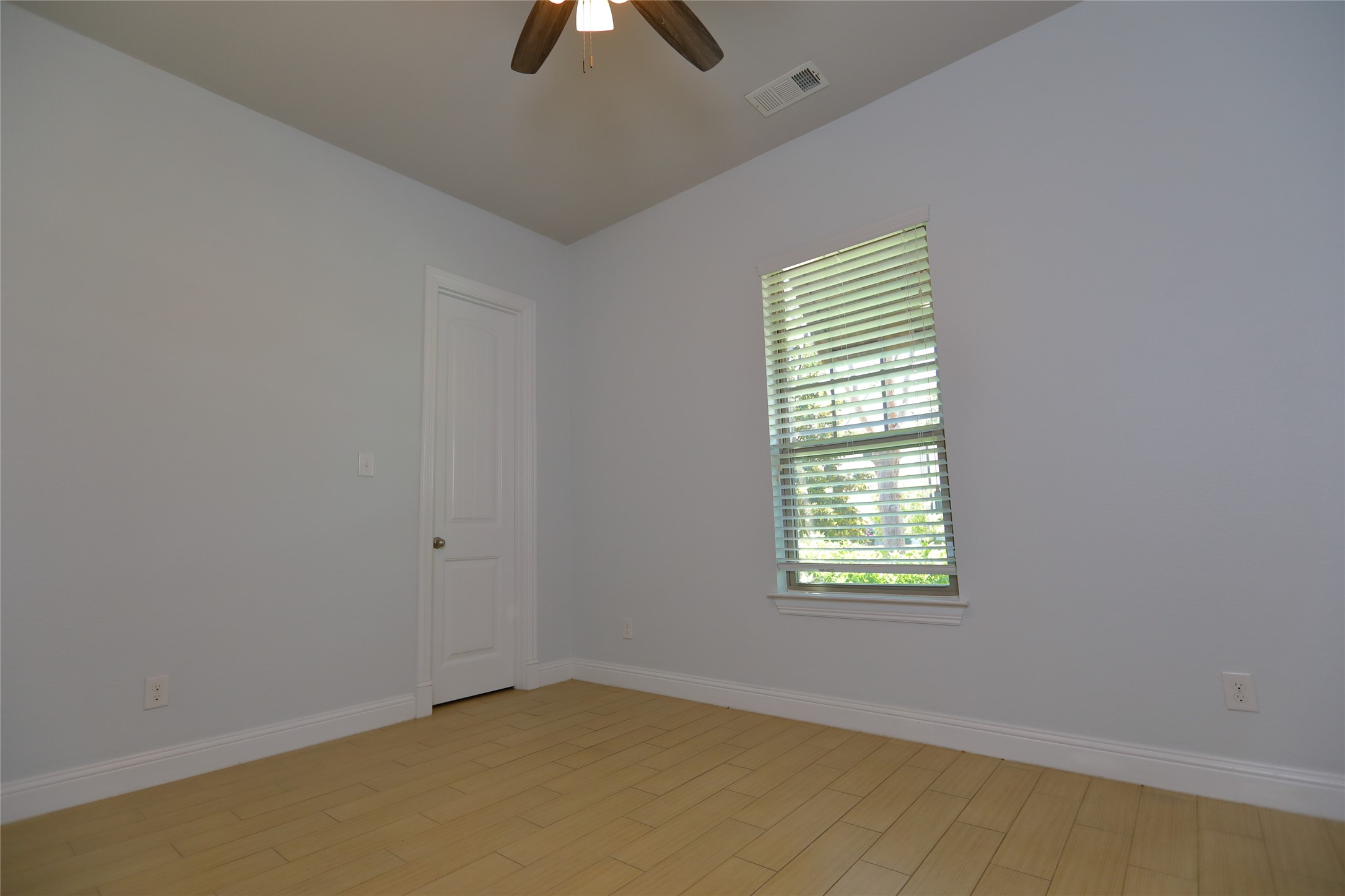 3707 Plum Vista Place Arlington TX 76005