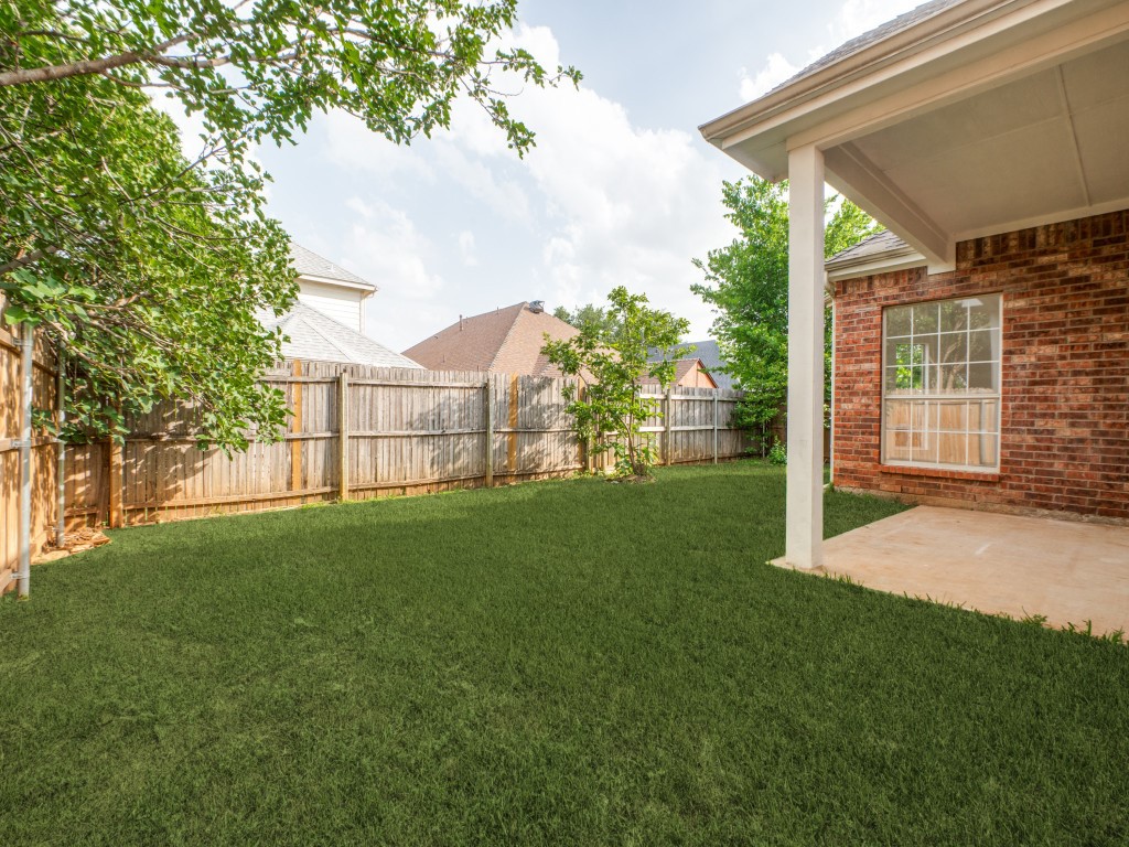 12604 Beech Tree Lane Fort Worth TX 76040