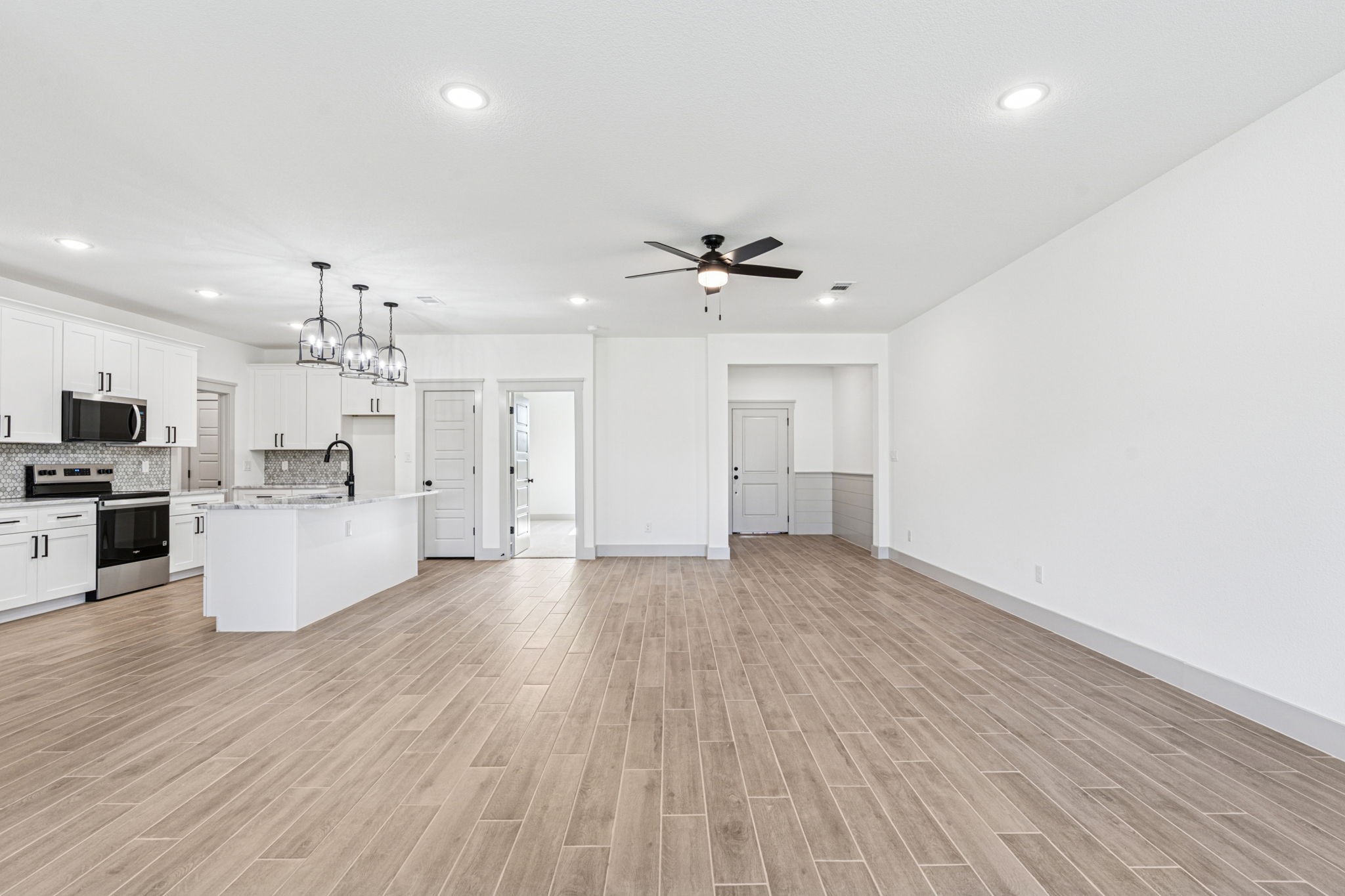 5012 Elizabeth Street Granbury TX 76048