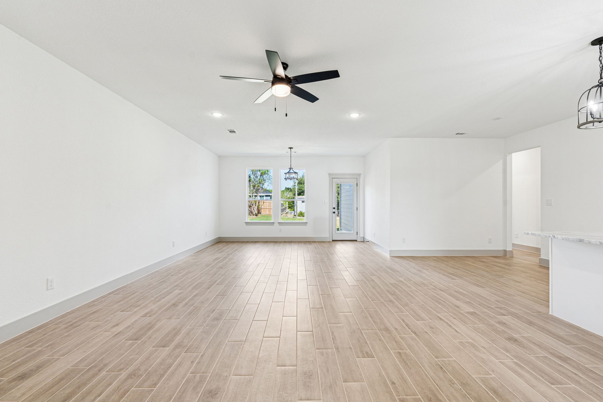 5012 Elizabeth Street Granbury TX 76048
