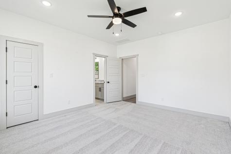 5012 Elizabeth Street Granbury TX 76048