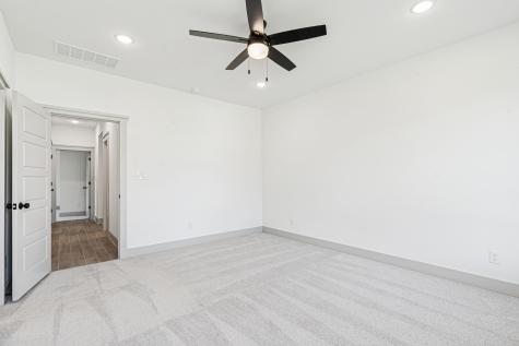 5012 Elizabeth Street Granbury TX 76048