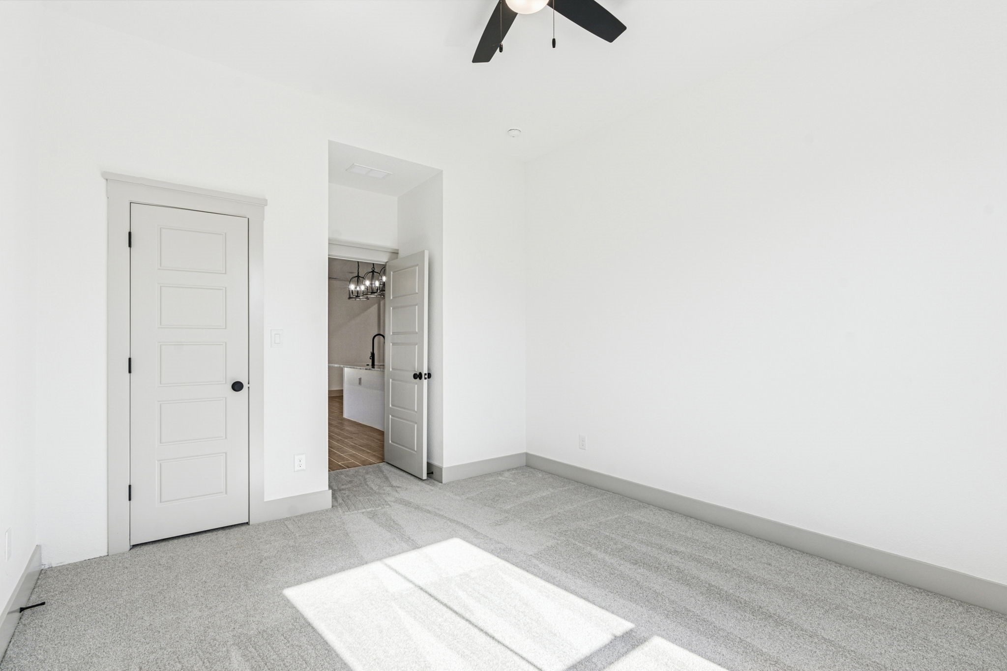 5012 Elizabeth Street Granbury TX 76048