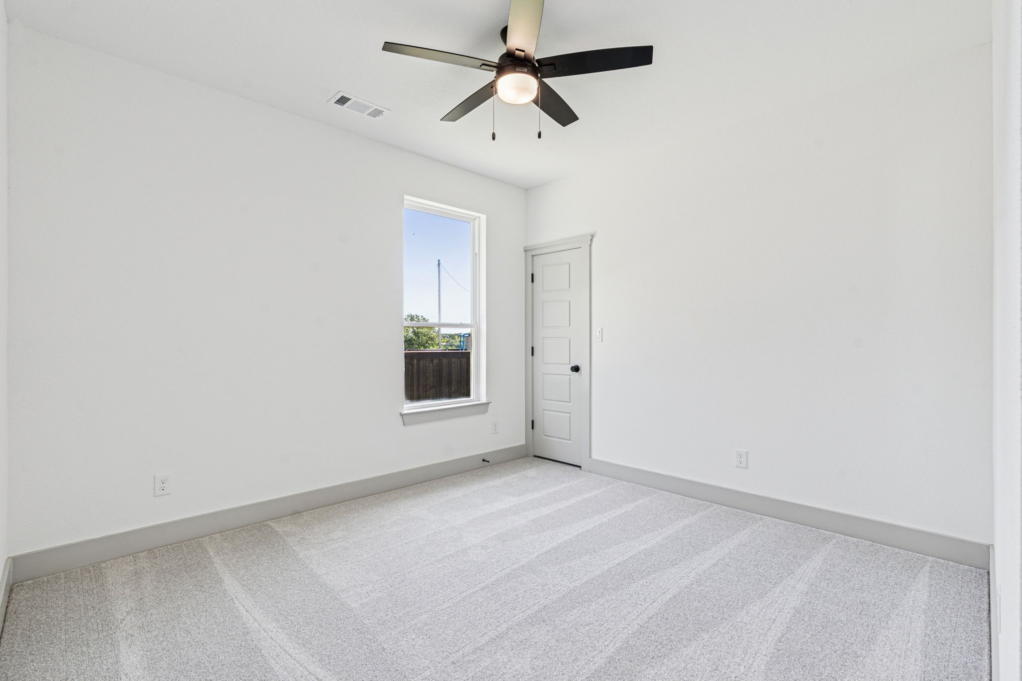 5012 Elizabeth Street Granbury TX 76048