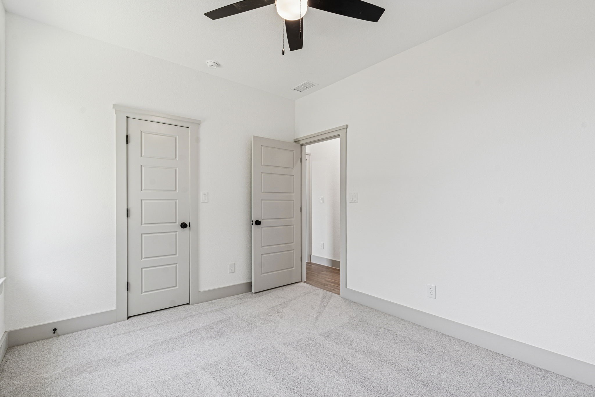 5012 Elizabeth Street Granbury TX 76048