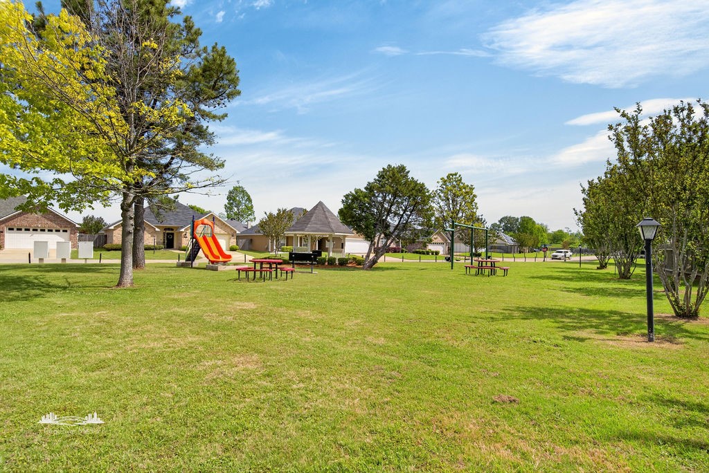 136 Presido Lane Shreveport LA 71115