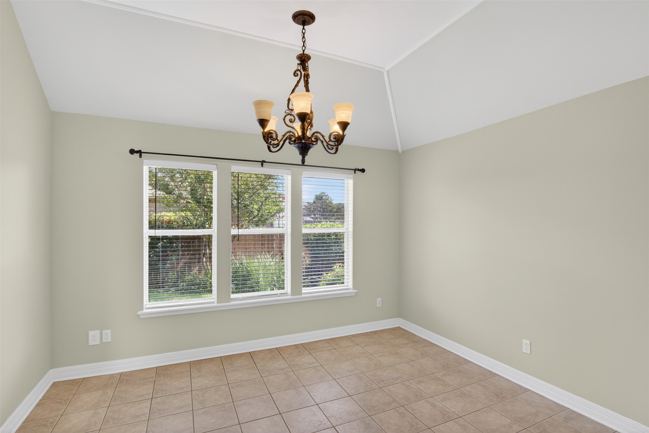 136 Presido Lane Shreveport LA 71115