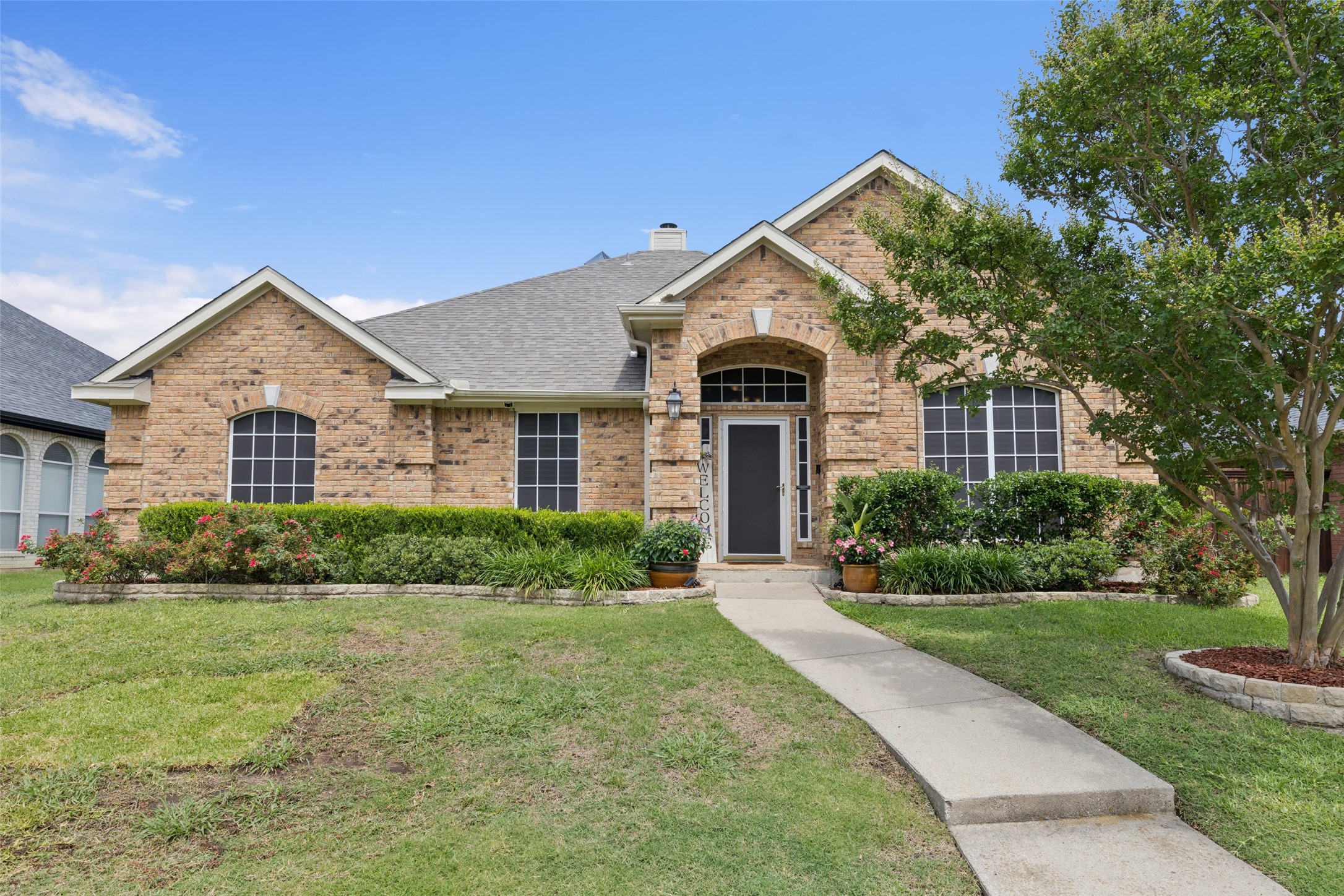 2752 Summertree Drive Carrollton TX 75006