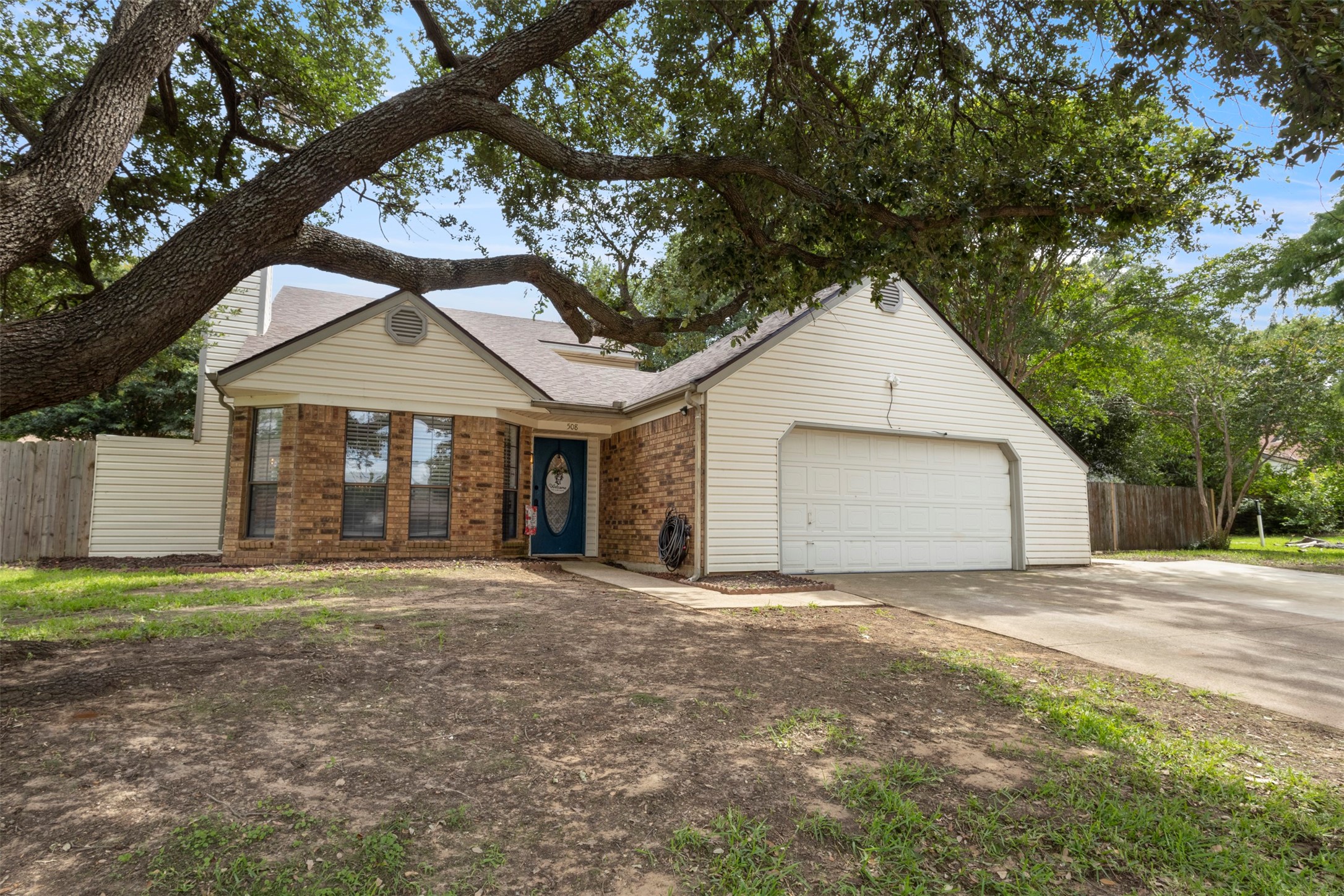 508 Sage Lane Euless TX 76039