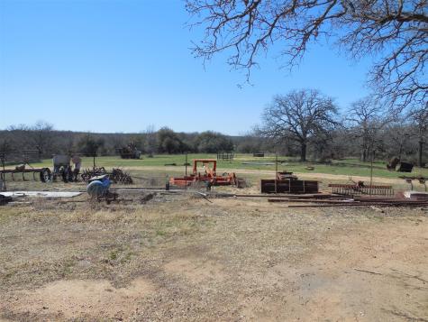 426 County Road 194 Eastland TX 76448