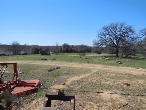 426 County Road 194 Eastland TX 76448