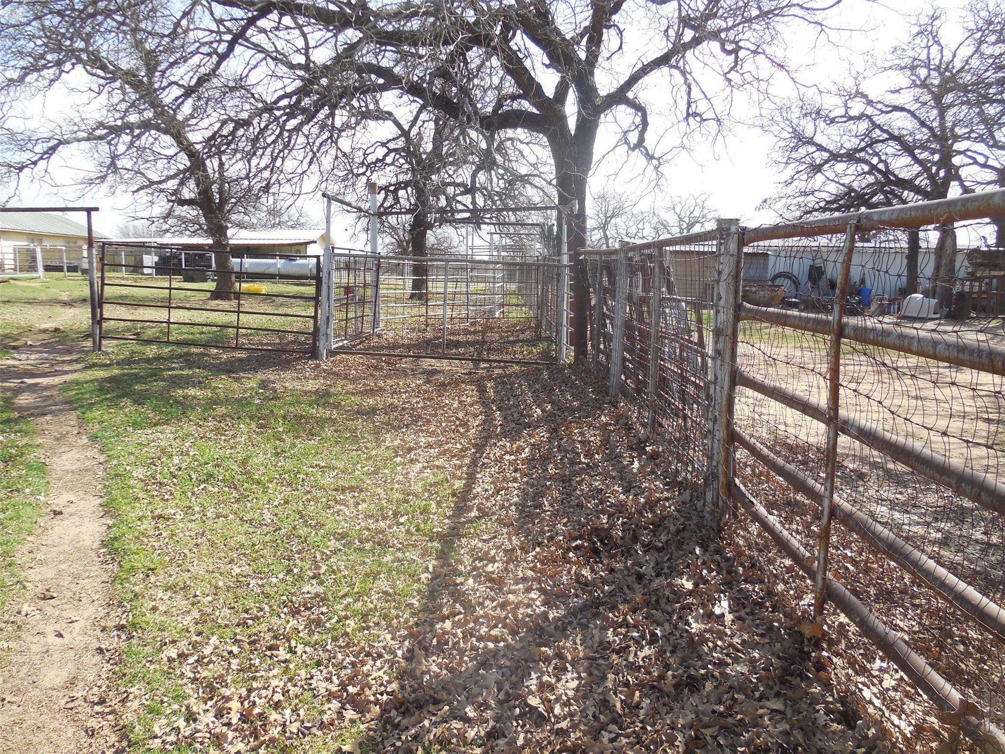 426 County Road 194 Eastland TX 76448