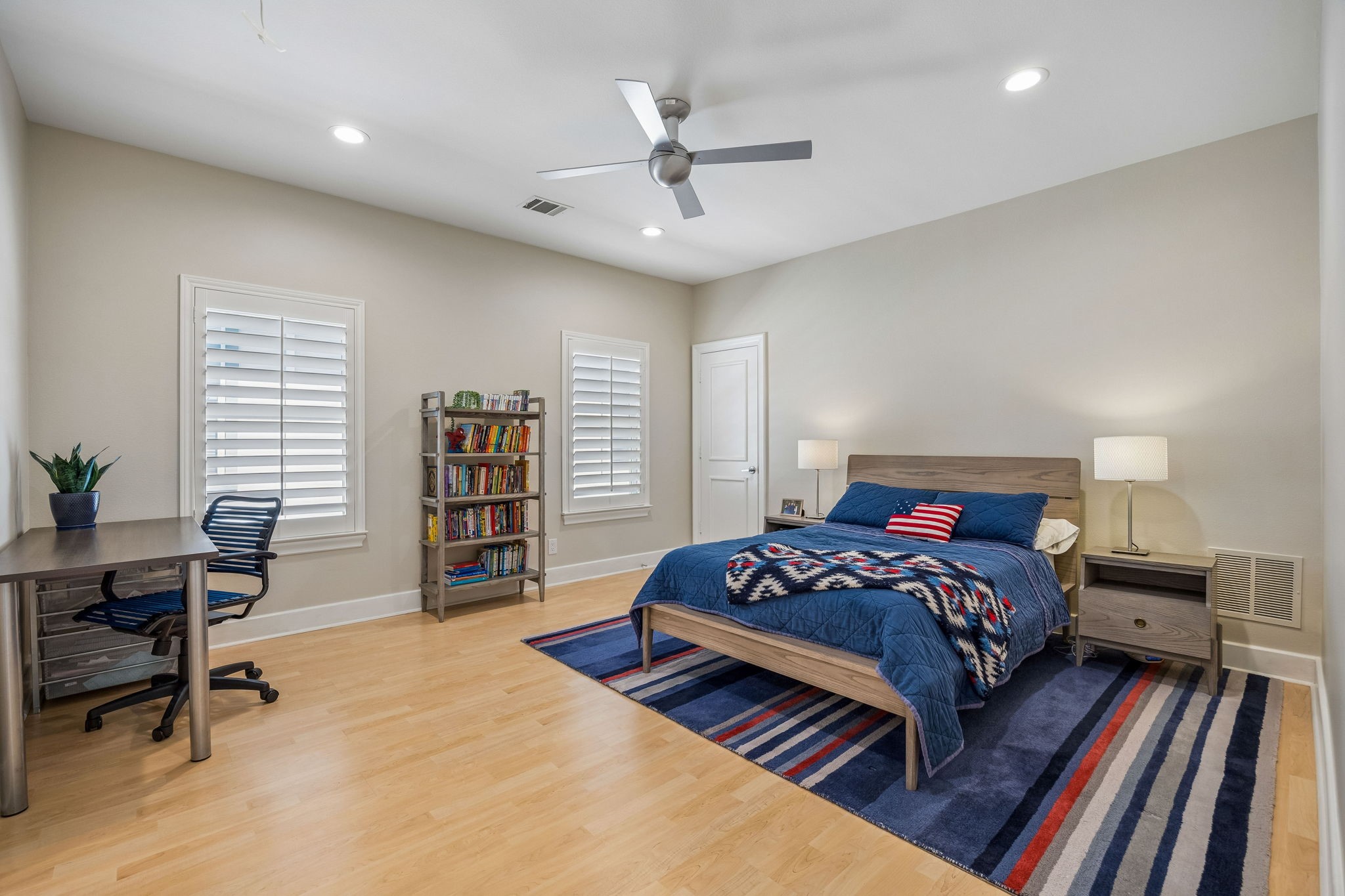 18752 Wainsborough Lane Dallas TX 75287
