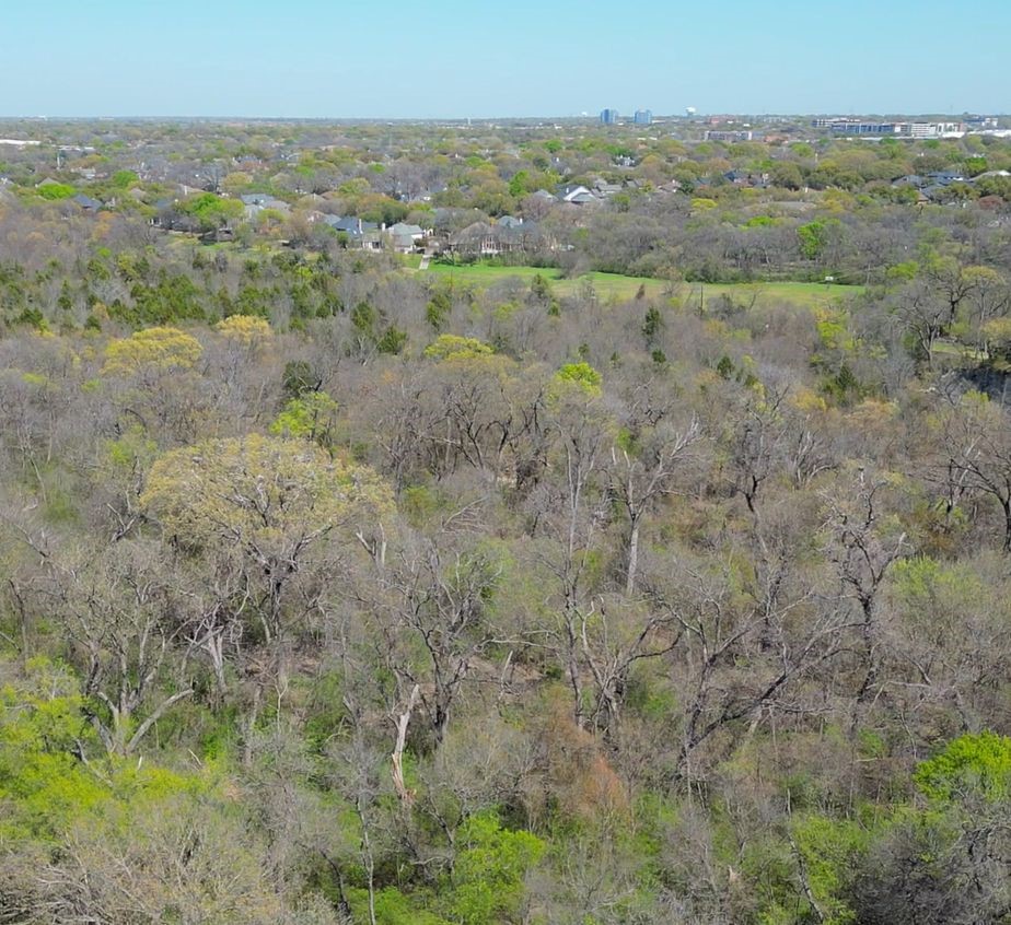 18752 Wainsborough Lane Dallas TX 75287