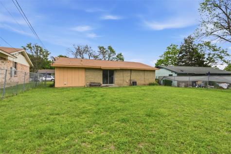 6435 Moonhill Drive Dallas TX 75241