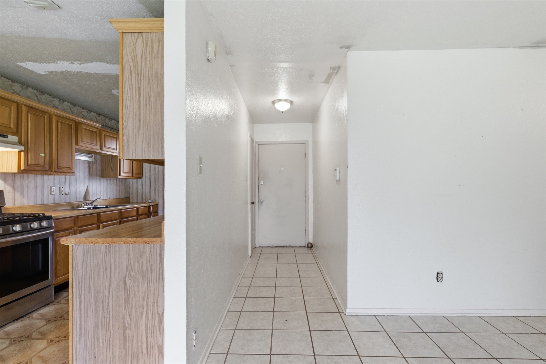 6435 Moonhill Drive Dallas TX 75241