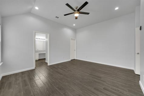 2068 Pecan Creek Drive Mesquite TX 75181