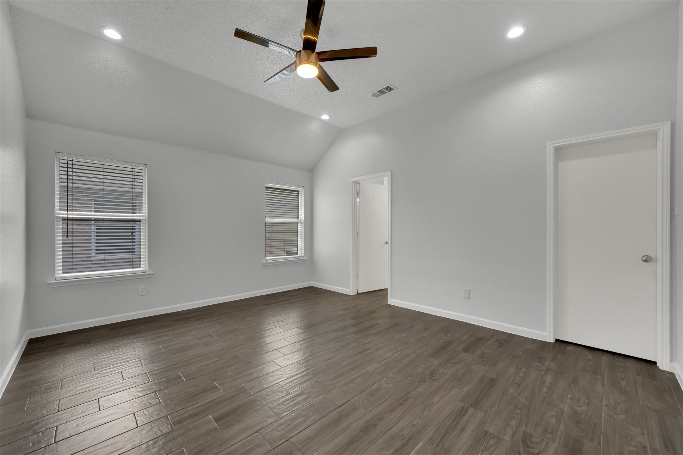 2068 Pecan Creek Drive Mesquite TX 75181