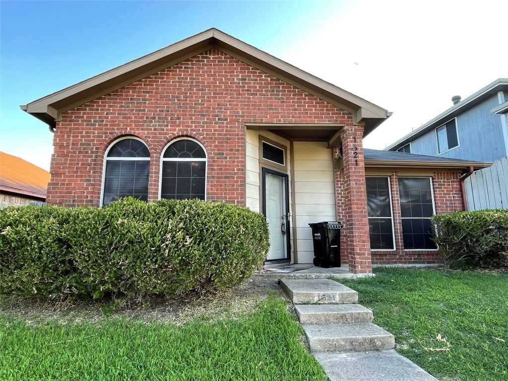 1521 Liberty Lane Mesquite TX 75149