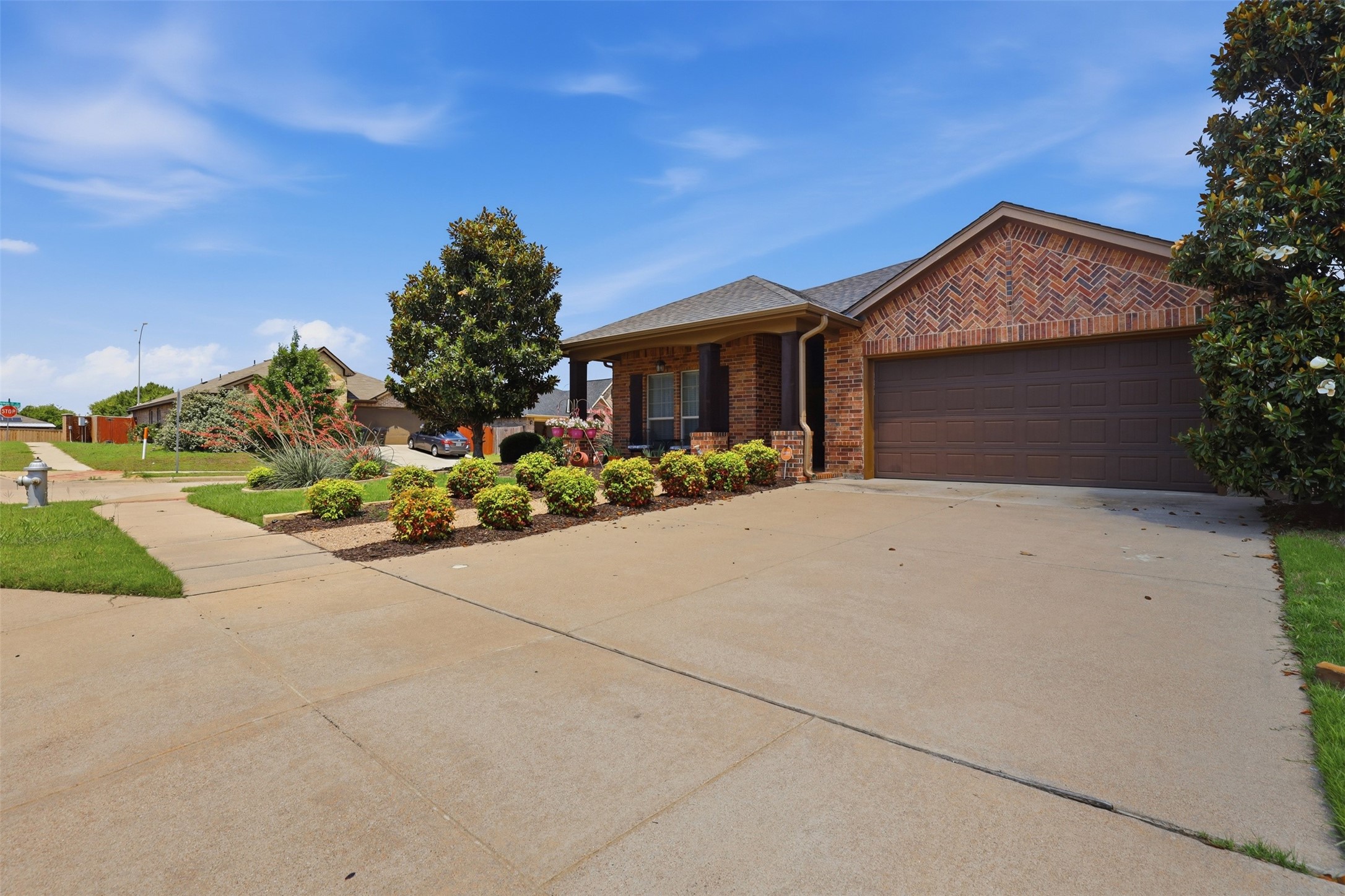 436 Millbrook Lane Fort Worth TX 76036