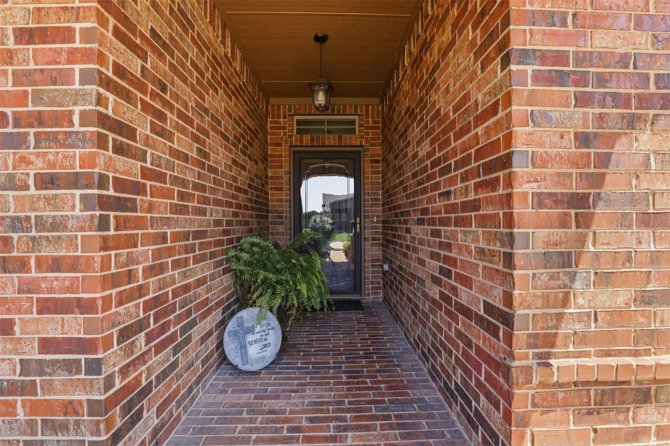 436 Millbrook Lane Fort Worth TX 76036